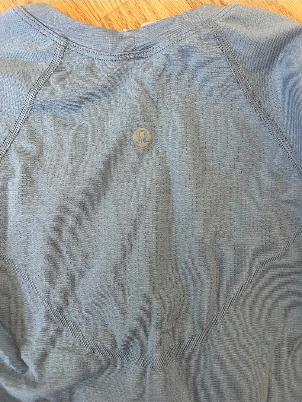 lululemon athletica Lightweight Long-Sleeve Crew - Light Blue